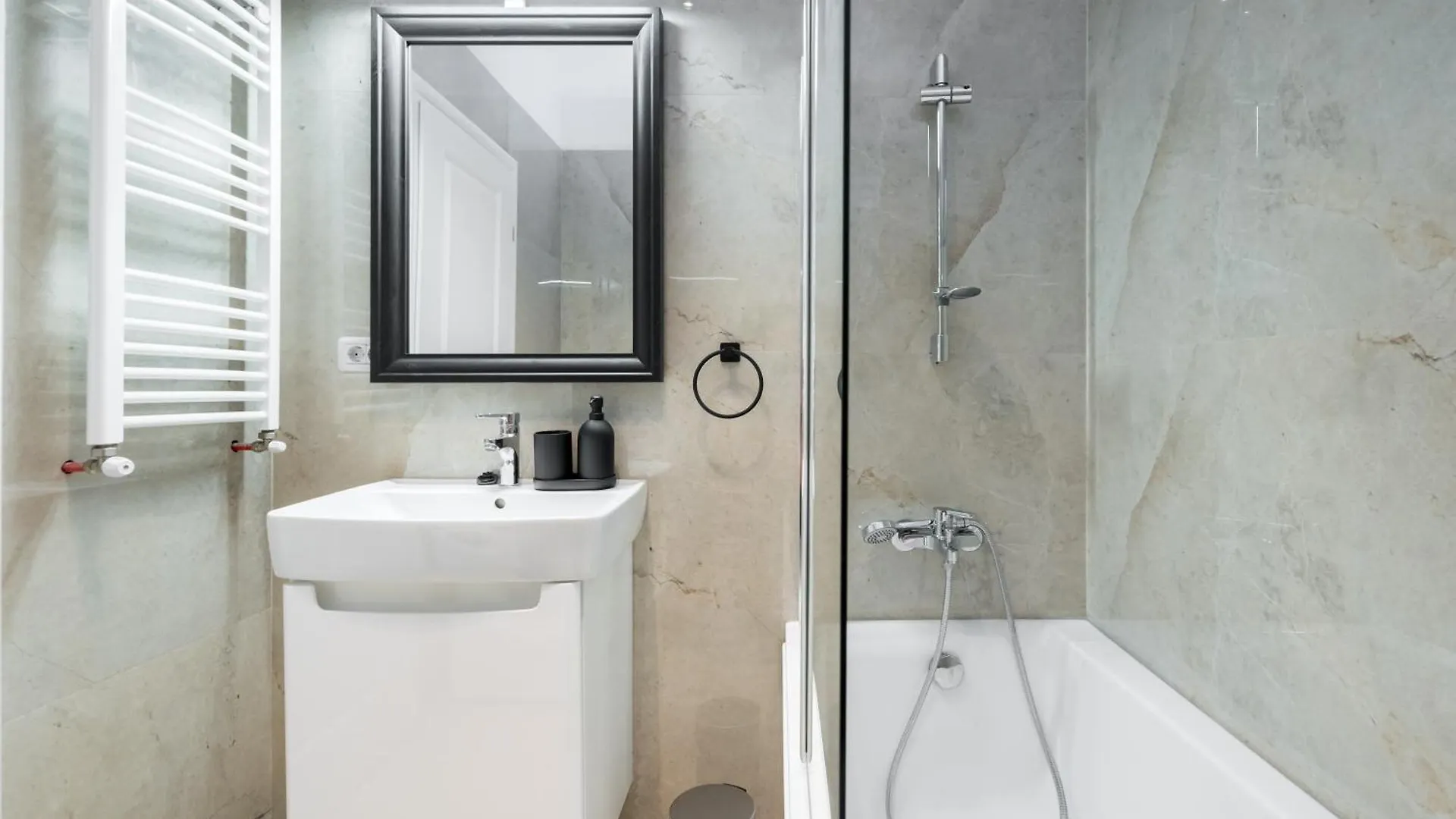 Central Residence Studio P19 Bucharest Romania